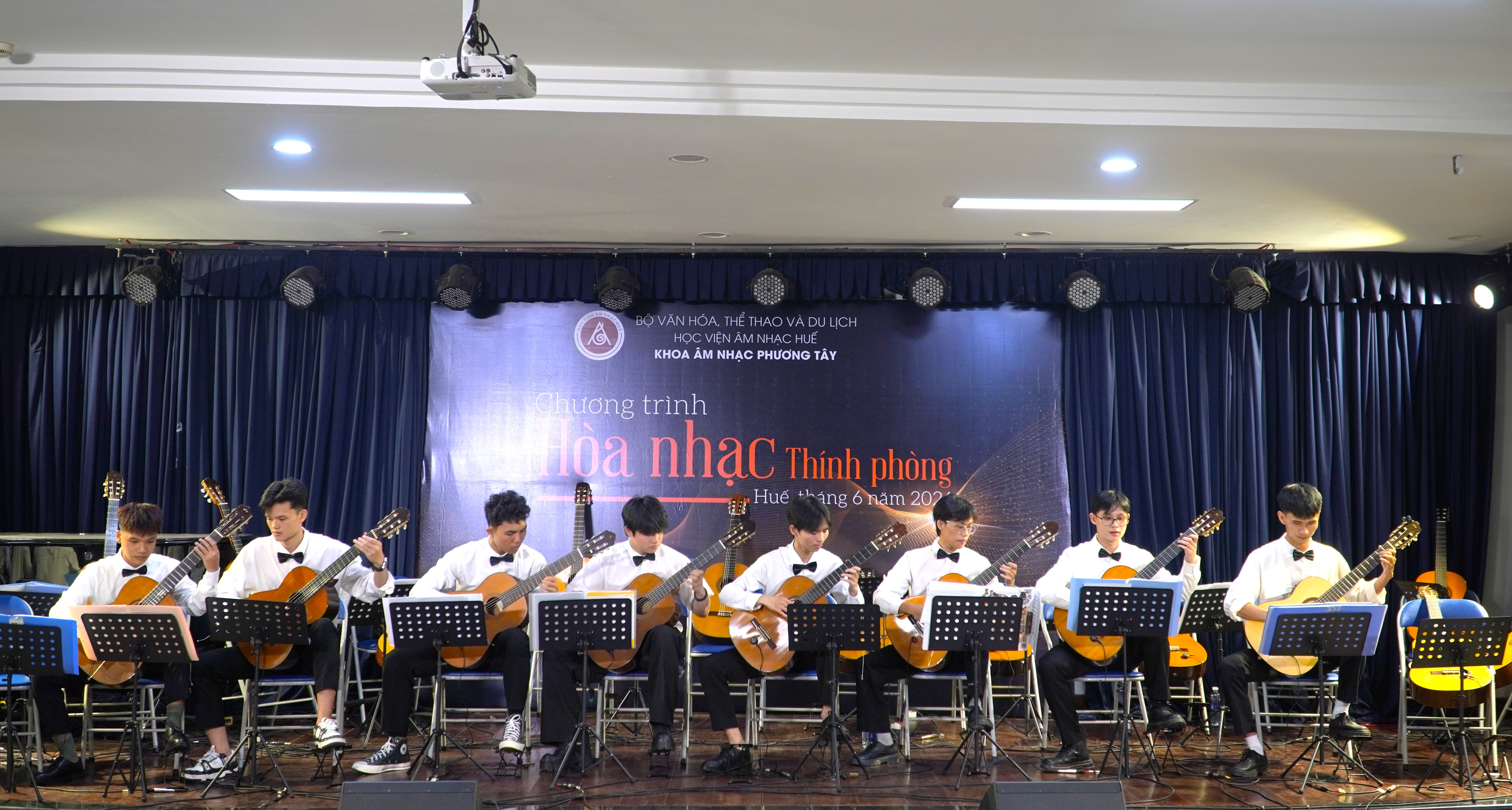 Hoạt động khoa học của Học sinh, sinh viên bộ môn Guitar khoa Âm nhạc Phương tây